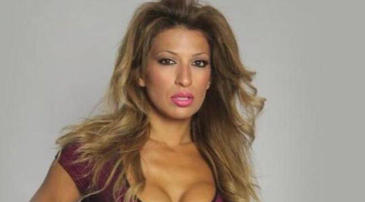 Ελένη Χατζίδου:Έπαθε μόλυνση στο πρόσωπο!