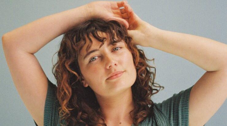 Καταπολέμησε τις ρυτίδες και αναδιαμόρφωσε το δέρμα σου με μια κίνηση