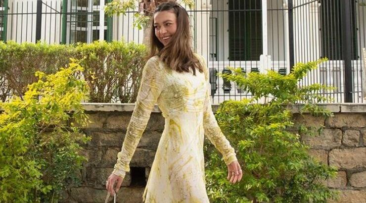 Το cherry nail art της Εβελίνας Σκίτσκο