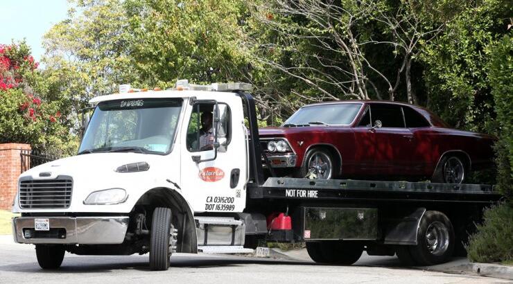 ‘’Σήκωσαν’’ το αυτοκίνητο διάσημου ηθοποιού!