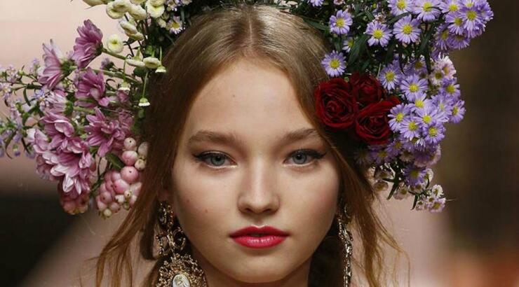 Τα 5 καλύτερα προϊόντα για εντυπωσιακά ζυγωματικά