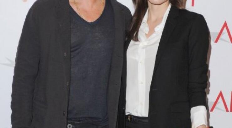 Angelina Jolie για Brad Pitt: “Του έδινα οδηγίες για το πως να μπει μέσα στο δωμάτιο και να μου κάνει έρωτα”