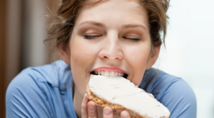 Λευκό ή μαύρο ψωμί; Ποιο είναι καλύτερο για τη διατροφή μας;