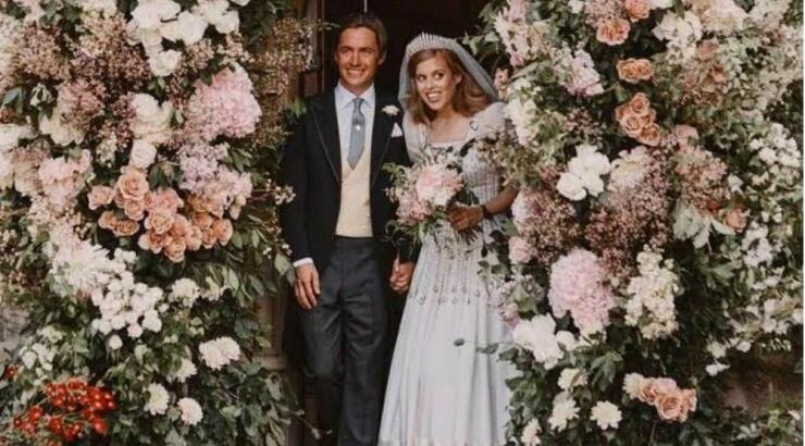 Το vintage νυφικό της πριγκίπισσας Βεατρίκης έκανε το γύρο του διαδικτύου