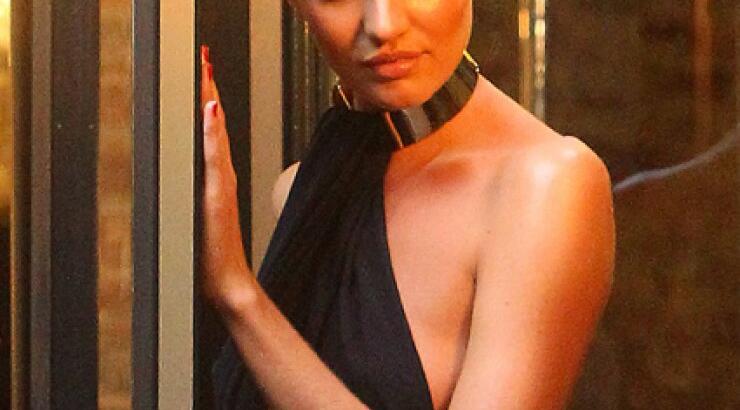 Σε νέα σέξυ φωτογράφηση η πιο ωραία γυναίκα στο κόσμο [εικόνες]