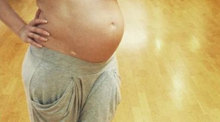 Δείτε τι κάνει Ελληνίδα celebrity στον 6ο μήνα της εγκυμοσύνης της!