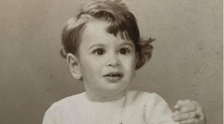 Ποια επώνυμη Κύπρια είναι το χαριτωμένο κοριτσάκι στη φωτογραφία;