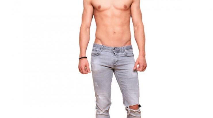 Διαγωνιζόμενος Μr Cyprus τραγουδάει σε νυχτερινό μαγαζί της Λευκωσίας