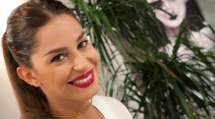 Η συγκίνηση της Κωνσταντίνας Ευριπίδου στον αέρα της εκπομπής "Όλα Καλά" [βίντεο]