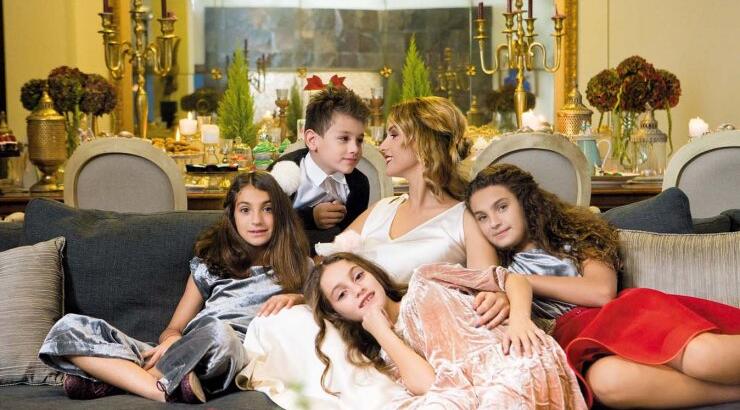 Γιώτα Παπαδοπούλου: Διηγείται τη δική της χριστουγεννι;aτικη ιστορία