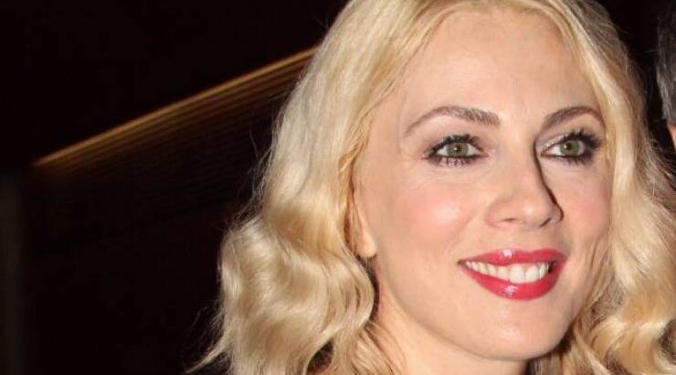 Σμαράγδα Καρύδη: «Είμαι μονογαμική»