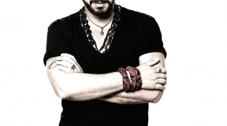 Δείτε τον 15χρονο κούκλο γιο του Χρήστου Δάντη!