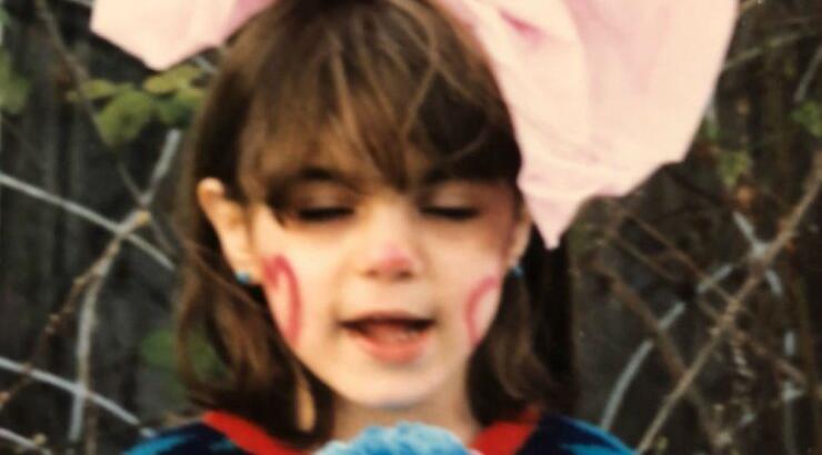 Σίγουρα δεν πάει το μυαλό σας ποια είναι η Κύπρια παρουσιάστρια στην εικόνα! 