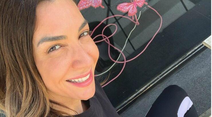 Δέσποινα Τζιαπούρα: Φόρεσε το πιο stylish μπικίνι και είδαμε το εντυπωσιακό σώμα της