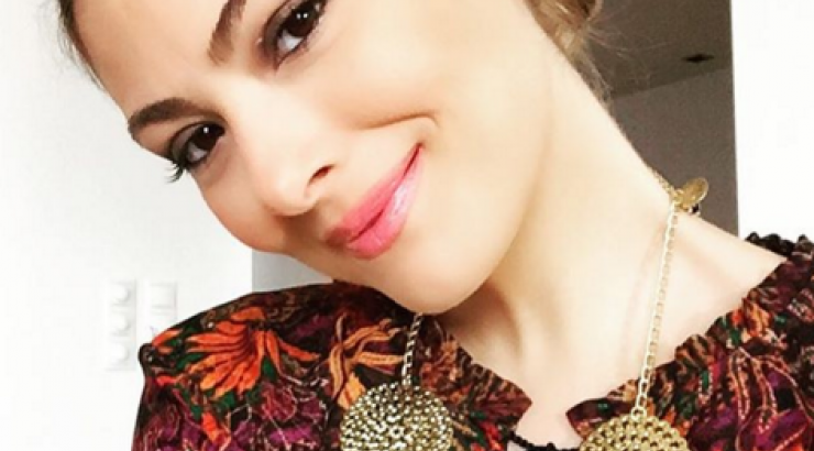 Δέσποινα Καμπούρη: Ποζάρει στο νέο της σπίτι με φουσκωμένη κοιλίτσα