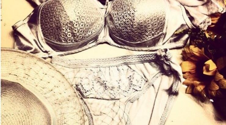 Γνωστή Ελληνίδα πόσταρε τα εσώρουχά της στο instagram και "τρέλανε" τους φίλους της