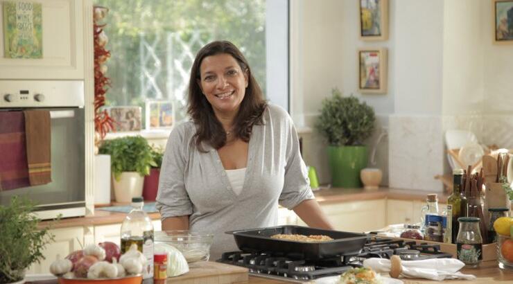 Η μαμά Νταιάν Κοχυλά σκίζει στην Ελλάδα