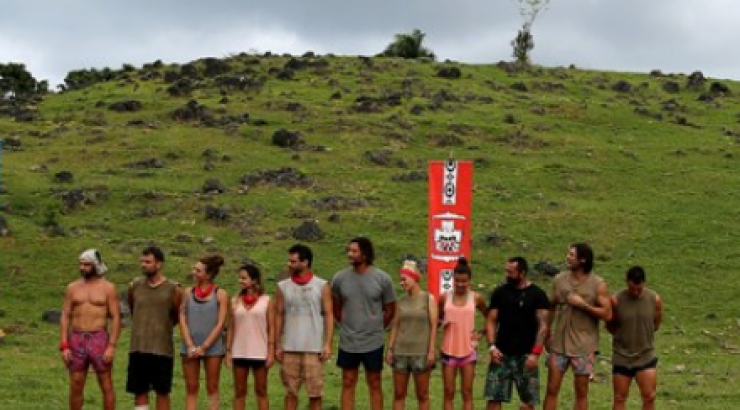 "Survivor": Χτενισμένες και βαμένες οι παίκτριες της ομάδας των "Διασήμων" είναι άλλοι άνθρωποι