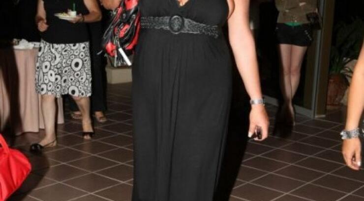 Πρώτη φορά! H Δήμητρα Λιάνη με γοητευτικό νεαρό συνοδό στο αεροδρόμιο