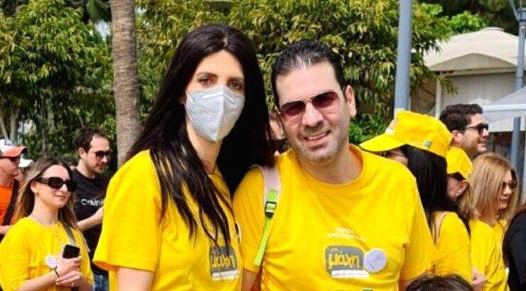 Ευθύμιος Δίπλαρος – Αργυρώ Ροτσίδου: Μαζί με τα παιδιά τους στην Πορεία Χριστοδούλας [εικόνες]