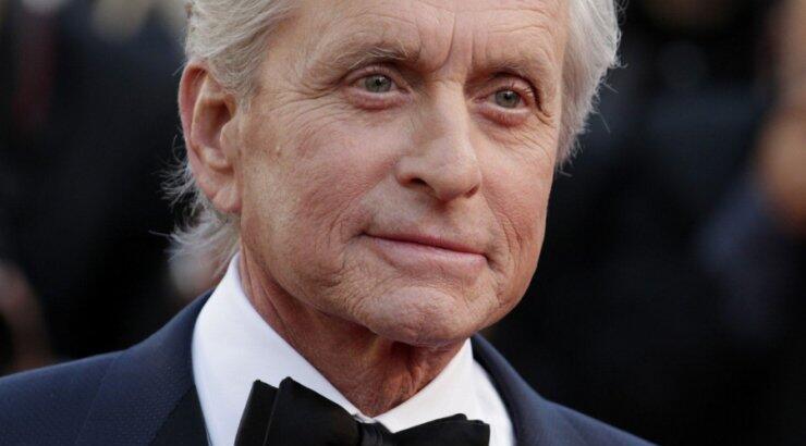 Δύσκολες ώρες για τον Michael Douglas
