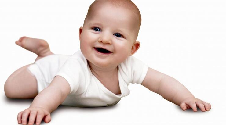 Ο γυναικολόγος που τραγουδά στα μωρά μολις γεννηθούν