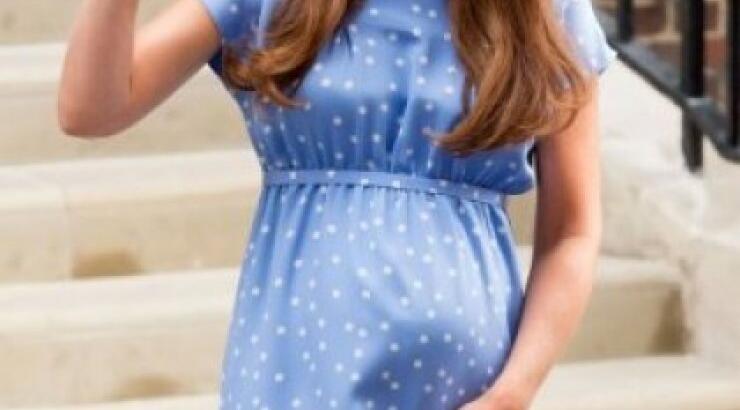 Πανικός στο διαδίκτυο με το πουά φόρεμα της Kate Middleton