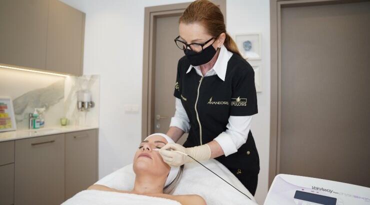 VeinAway™: Η πρωτοποριακή θεραπεία που εξαφανίζει ευρυαγγείες και καλοήθεις παθήσεις του δέρματος 