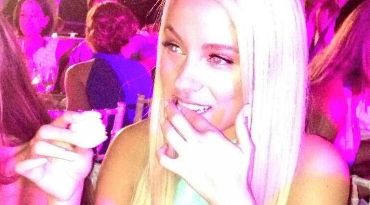  Δούκισσα Νομικού: Καταβρόχθισε όλα τα γλυκά στη βάπτιση της Μάργκως!