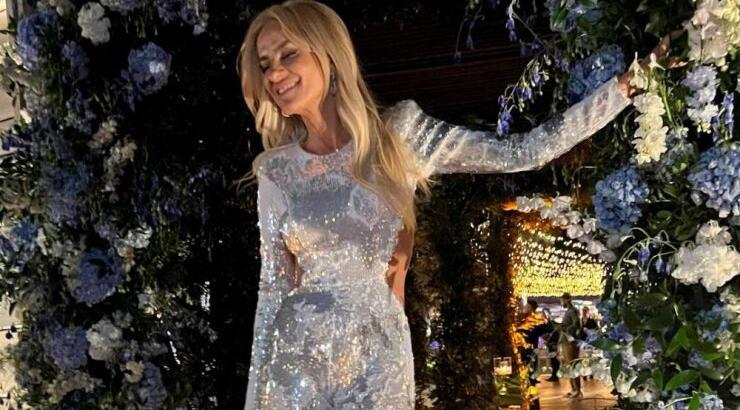 Έφη Παπαϊωάννου: Βραδινή διασκέδαση με τις δίδυμες κόρες της, Εβελίνα και Αθηνά [βίντεο]