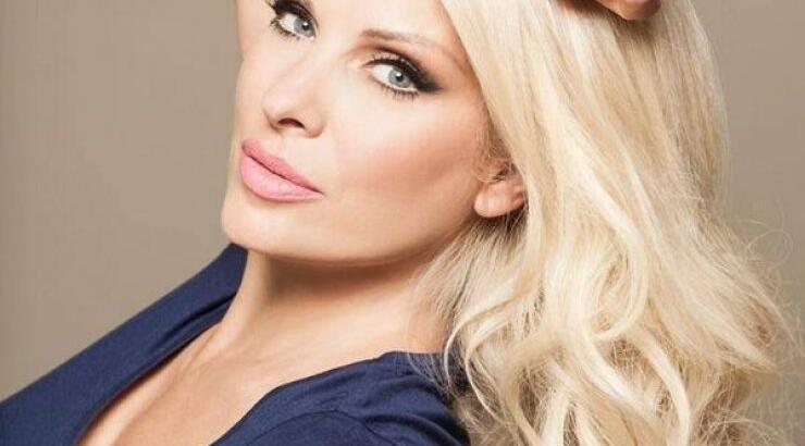 Η Ελένη Μενεγάκη λύνει τη σιωπή της και τα βγάζει όλα στη φόρα!