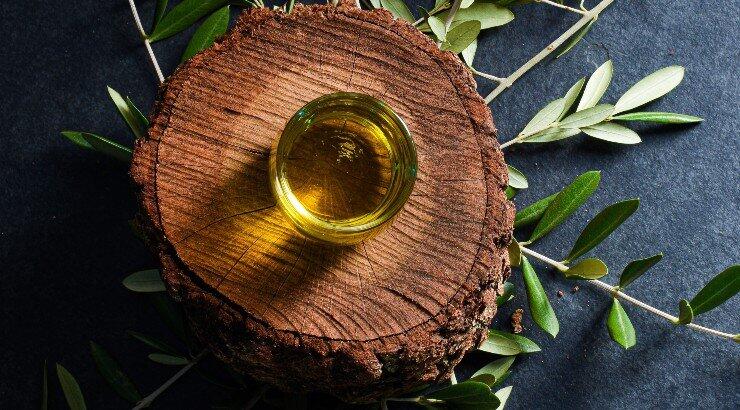 6+1 ευεργετικές ιδιότητες του ελαιολάδου