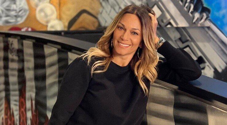 Τα νυχτοπερπατήματα της Έλλης Κοκκίνου στη Λευκωσία [βίντεο]