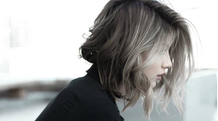 Τέσσερα προϊόντα μαλλιών για όγκο και ενδυνάμωση