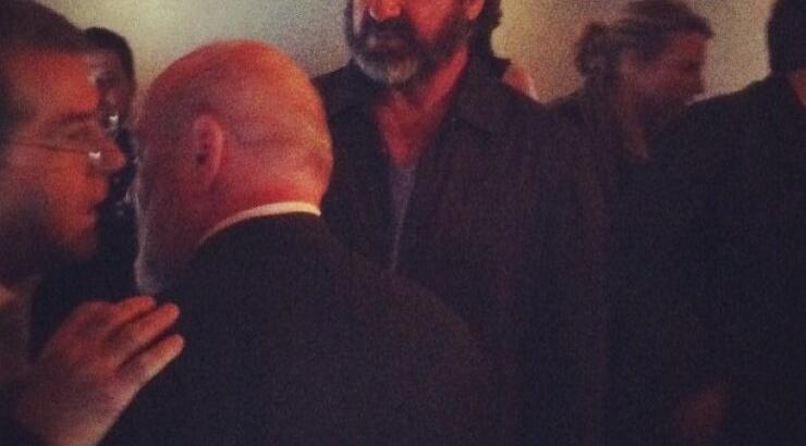 Εric Cantona: Ο θρύλος του ποδοσφαίρου διασκέδασε στον Καρρά