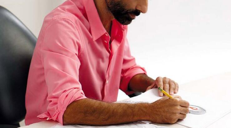 Ο κόσμος του Ερωτόκριτου Αντωνιάδη