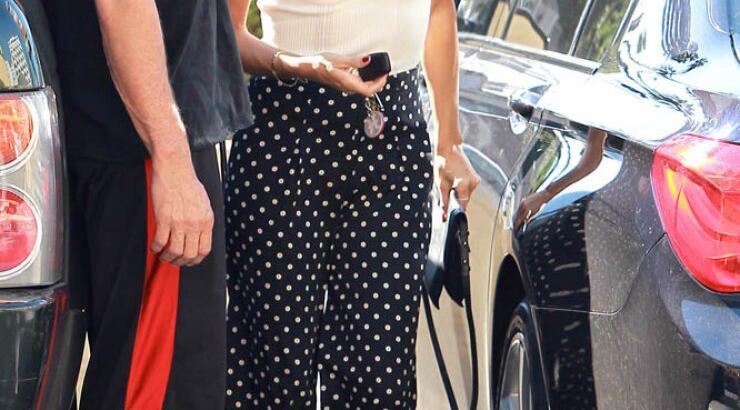 H Eva Longoria σε ινστιτούτο αισθητικής