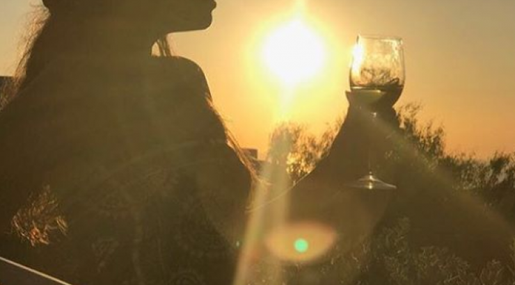 Ακόμη μία εγκυμοσύνη στη showbiz! Επώνυμη θα γίνει μανούλα για πρώτη φορά!