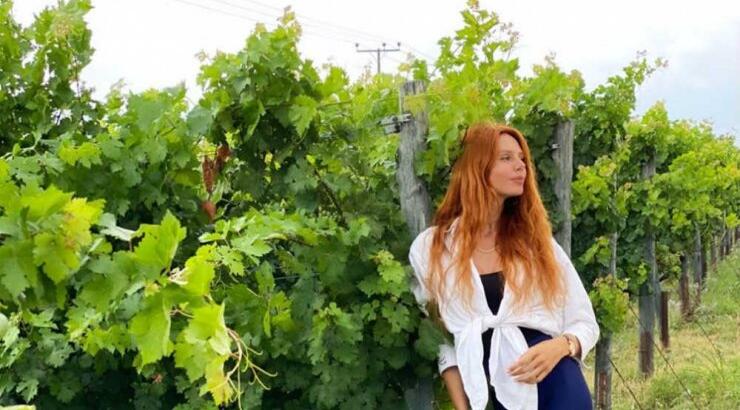 Η Έβελυν Καζαντζόγλου έκανε την πιο stylish casual εμφάνιση μέσα στο καλοκαίρι!