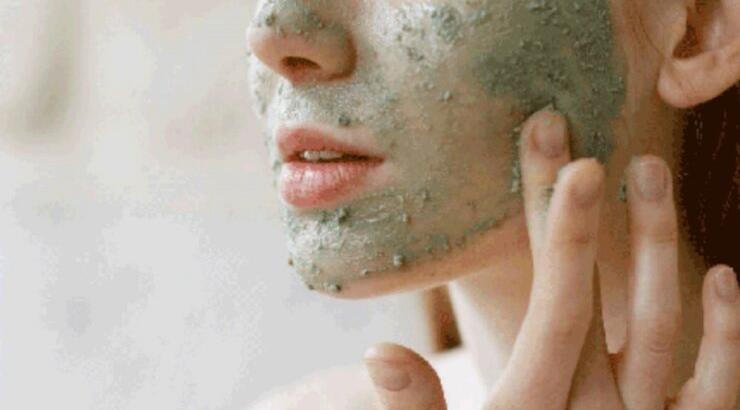 DIY μάσκα προσώπου με χαμομήλι