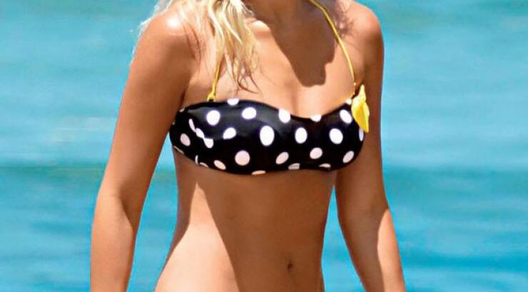 Σκορδά: Ποιον φωτογράφισε γράφοντας ότι "της έκανε το ωραιότερο δώρο του καλοκαιριού"; 