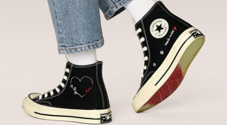 Τα αγαπημένα μας Converse γίνονται ακόμη πιο fashionable για την γιορτή του Αγίου Βαλεντίνου