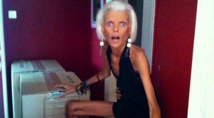 Η μετακόμιση και το νέο φλέρτ της Νανάς Καραγιάννη με τον κούκλο ιδιοκτήτη! 