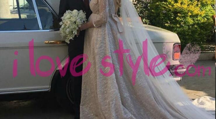 Έφτασε στην εκκλησία η Χριστιάνα Αριστοτέλους [εικόνες + βίντεο]