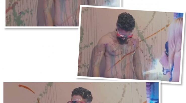 Tρελό Γέλιο: Ο Λούης Πατσαλίδης αναπαριστά τη σκηνή όπου ο Ανδρέας Φυλακτού ρίχνει μπογιές σε καμβά