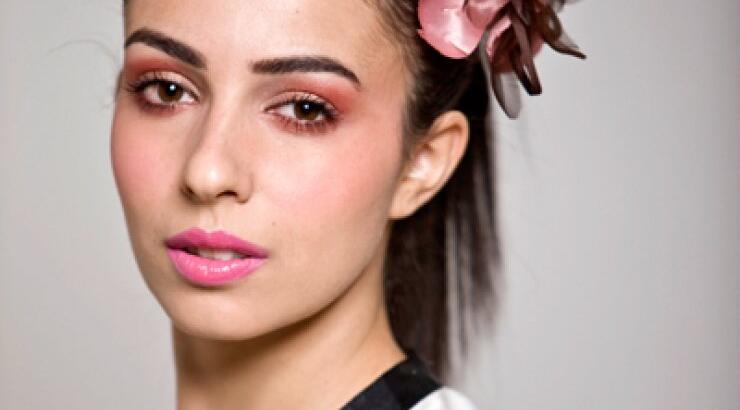 Δείτε πως να πετύχετε το μακιγιάζ της άνοιξης! 