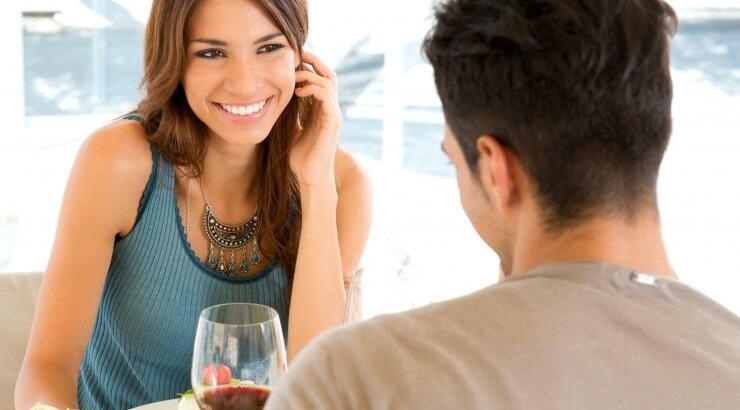 Είστε γυναίκα που κάνει το πρώτο βήμα; Δες τι λέει η έρευνα για σένα 