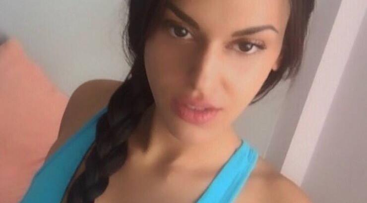 Φρόσω Κυριάκου: Είναι ερωτευμένη με άλλον. Δείτε τους αγκαλιά [εικόνα]