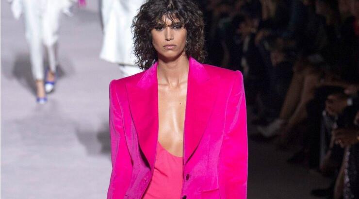 Φούξια: Πώς να φορέσεις το πιο γλυκό χρώμα της άνοιξης