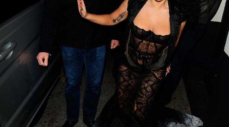 Η Lady Gaga ντύθηκε…φρικιό [εικόνες]